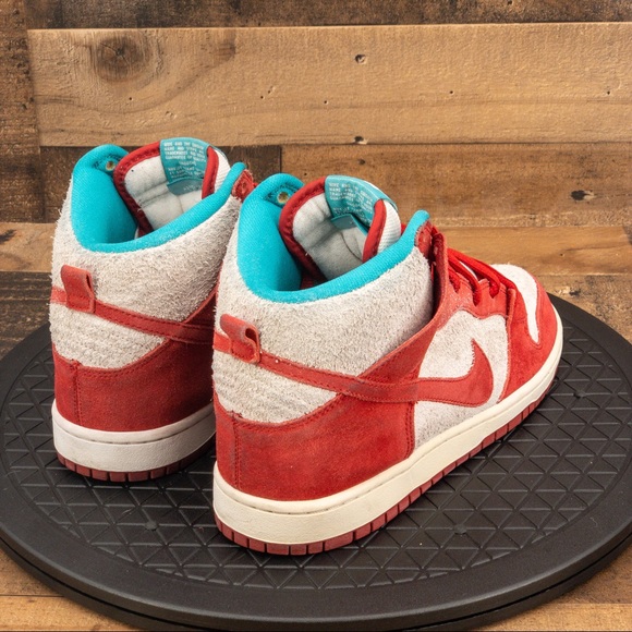 Nike SB Dunk High Mens Dr Seuss Size 9.5 - Picture 7 of 9